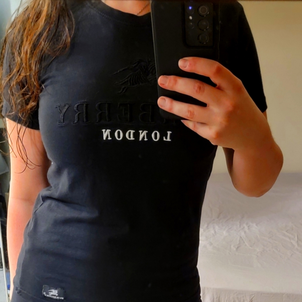 Women's Burberry London Size Small Black T-shirt